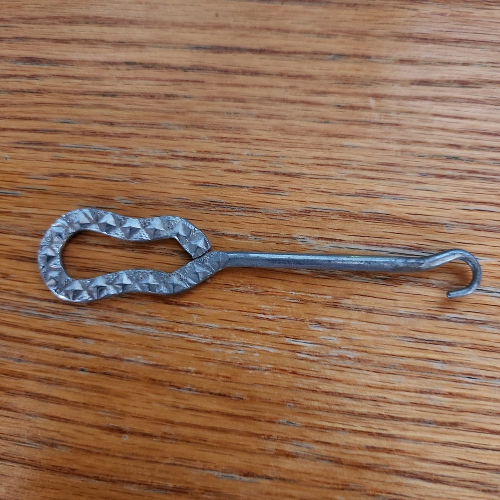 ANTIQUE METAL SHOE BUTTON HOOK ADVERTISING WAPK-OVER SHOES